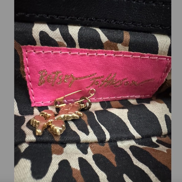 BETSEY JOHNSON Black Leather Studded Clutch Wristlet - Picture 6 of 7